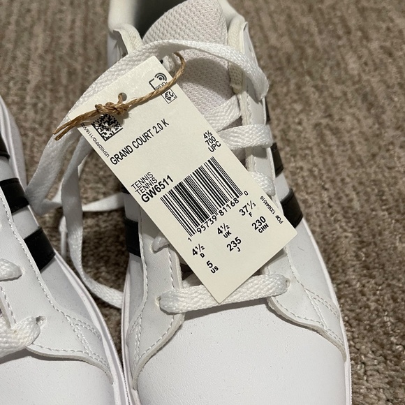 KIDS' ADIDAS LITTLE KID & BIG KID GRAND COURT 2.0 SNEAKERS - Picture 6 of 6